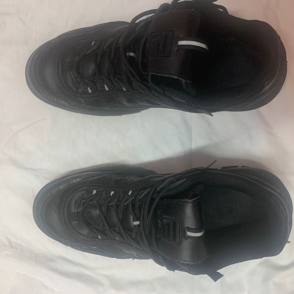 Footware - Picture 4 of 4